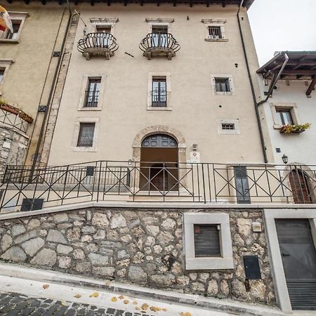 Dimora Fresilia Casa Vacanze Opi Dış mekan fotoğraf