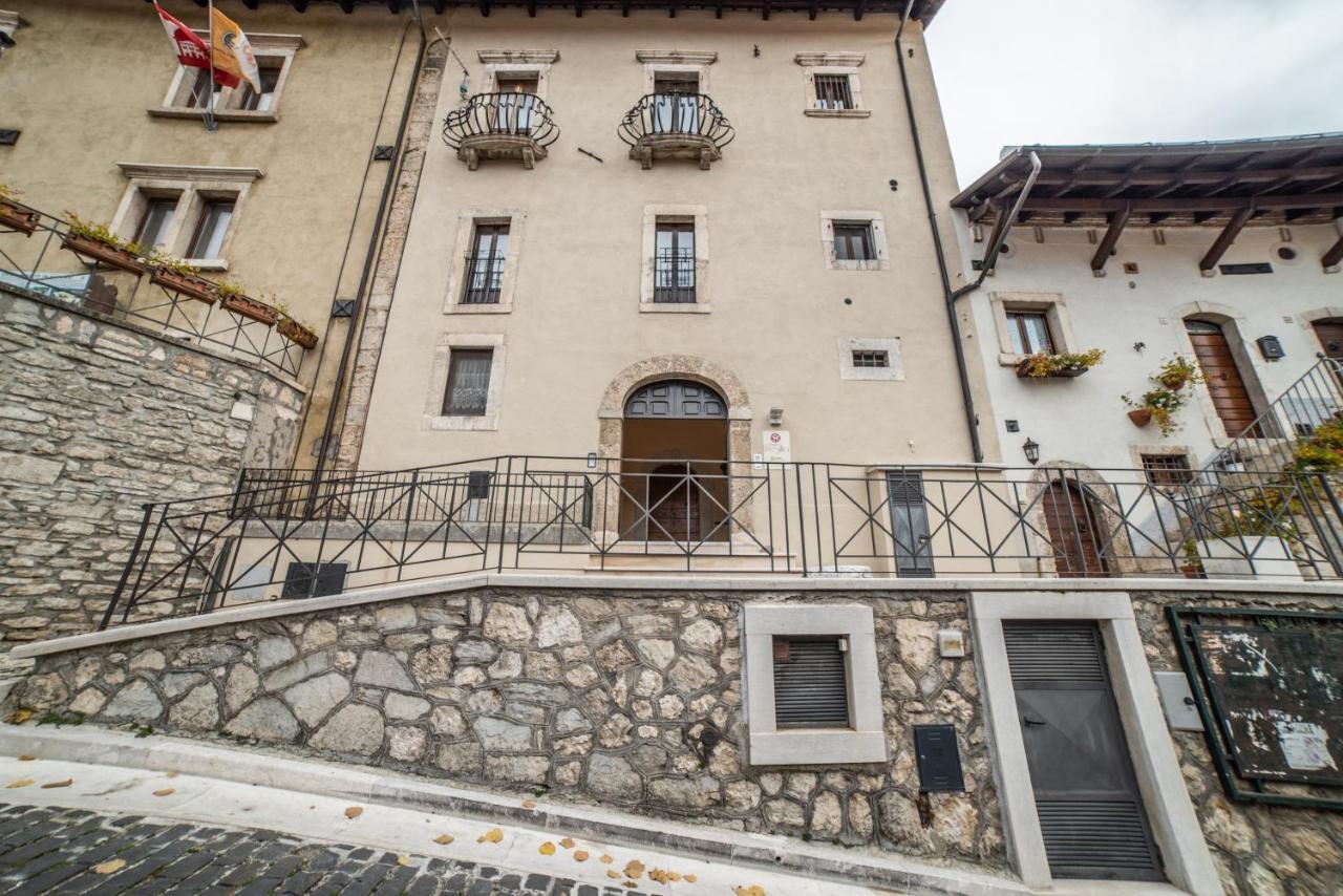 Dimora Fresilia Casa Vacanze Opi Dış mekan fotoğraf