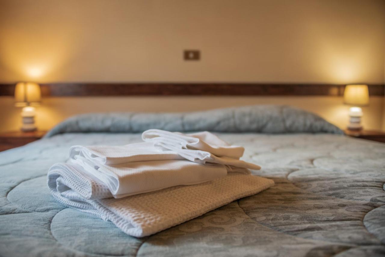 Dimora Fresilia Casa Vacanze Opi Dış mekan fotoğraf