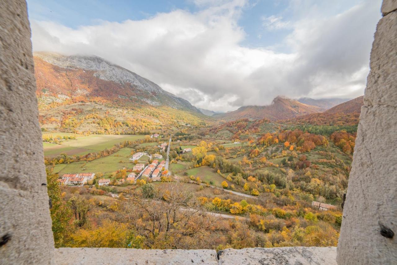 Dimora Fresilia Casa Vacanze Opi Dış mekan fotoğraf