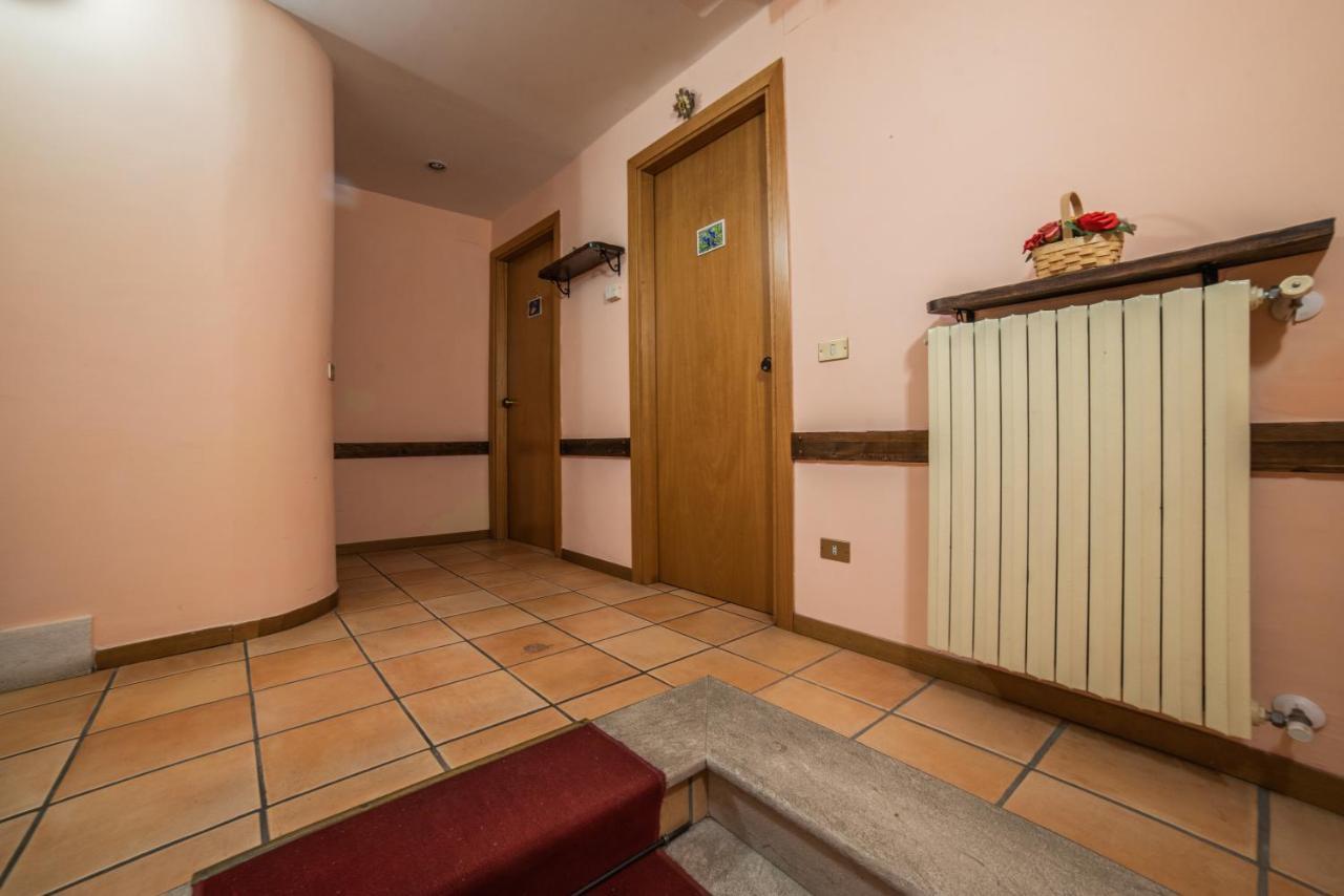 Dimora Fresilia Casa Vacanze Opi Dış mekan fotoğraf
